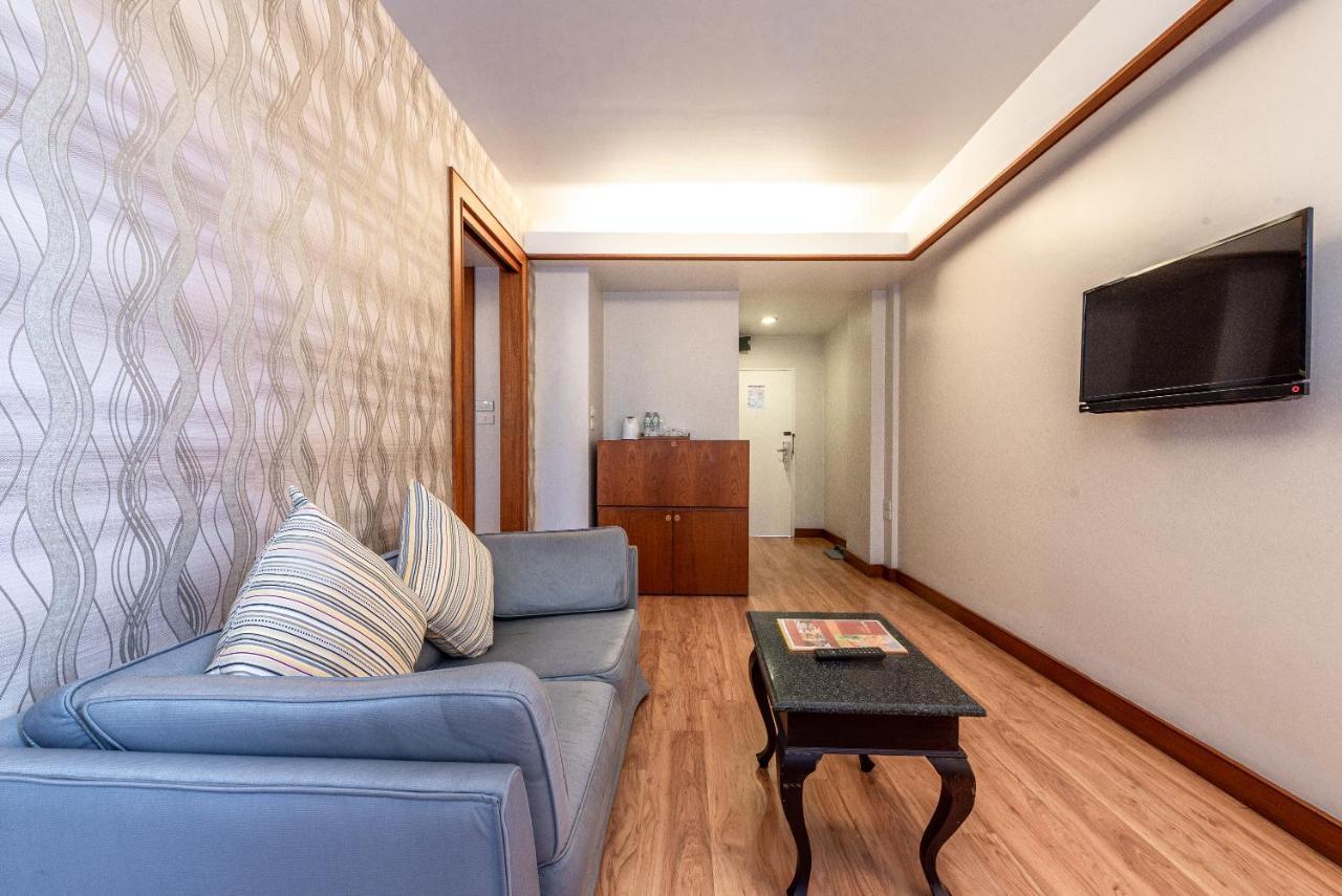 Nonthaburi Palace Hotel Екстериор снимка