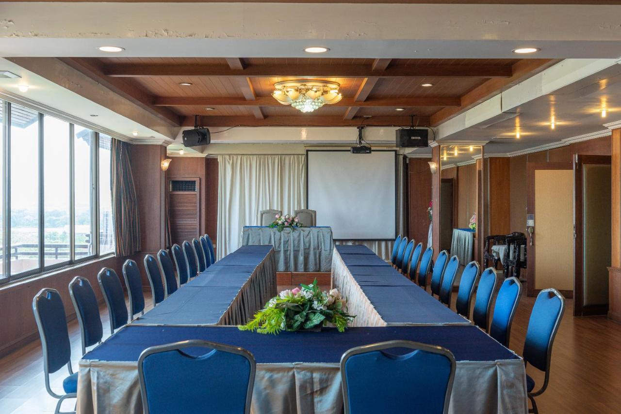 Nonthaburi Palace Hotel Екстериор снимка