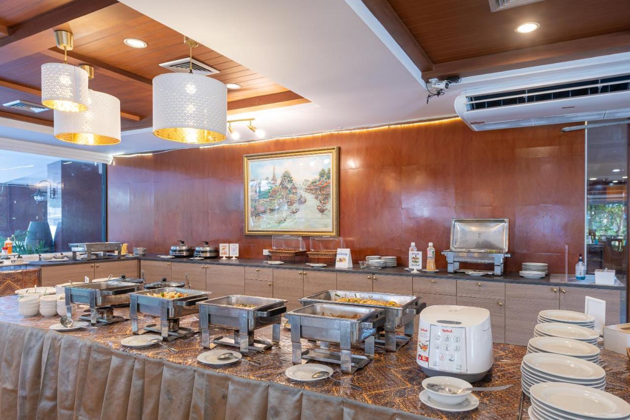 Nonthaburi Palace Hotel Екстериор снимка