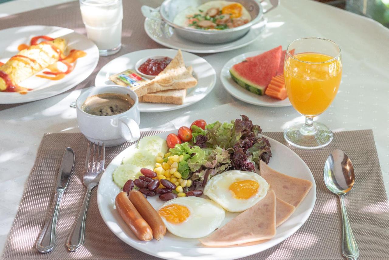 Nonthaburi Palace Hotel Екстериор снимка