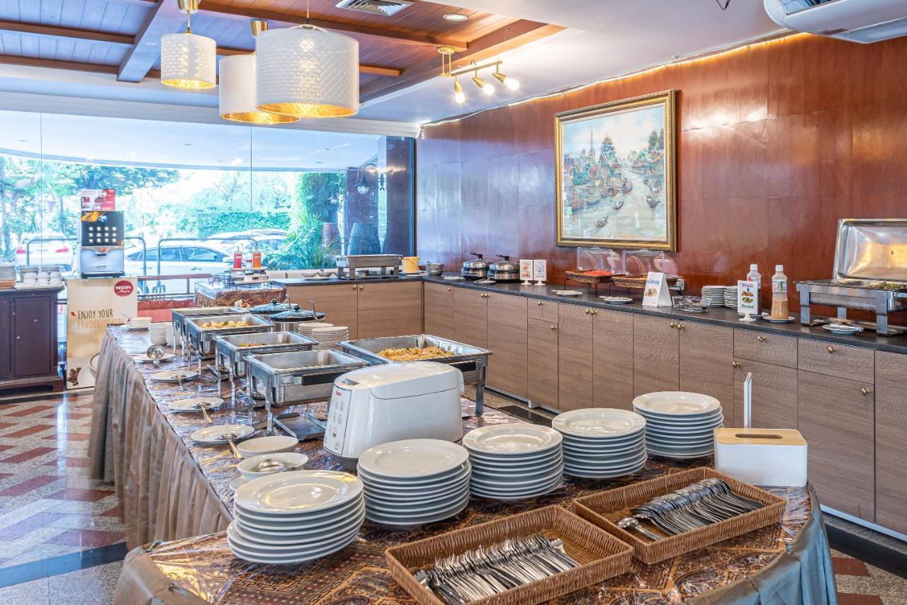 Nonthaburi Palace Hotel Екстериор снимка