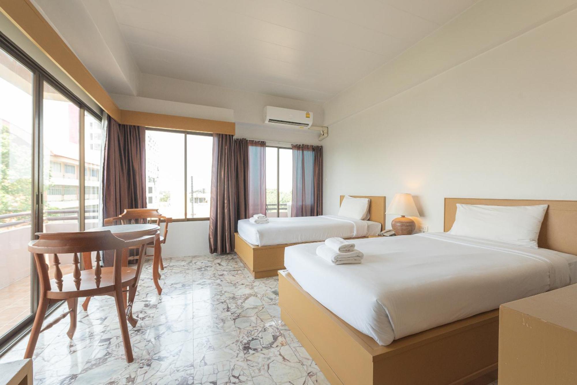 Nonthaburi Palace Hotel Екстериор снимка