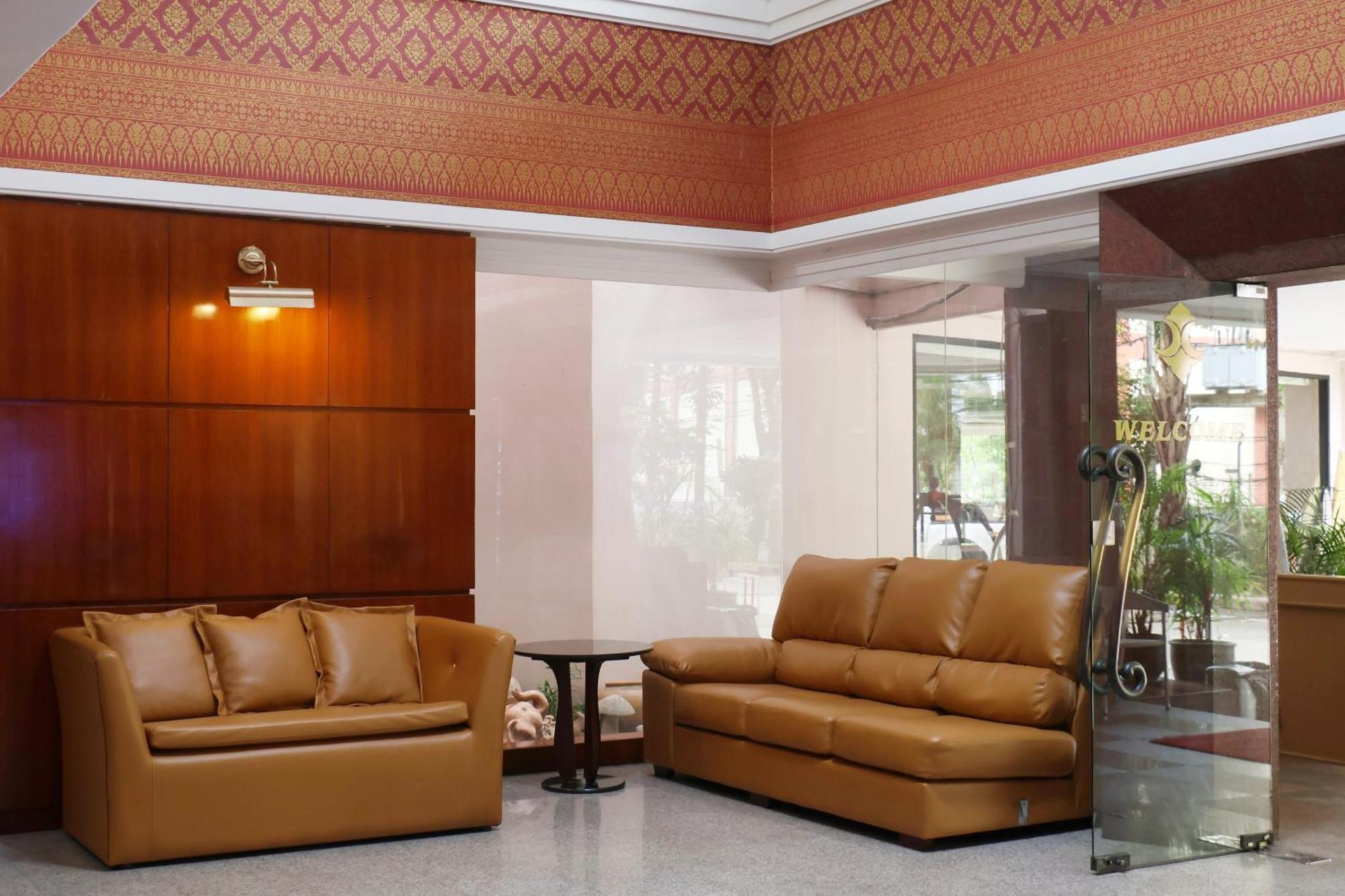 Nonthaburi Palace Hotel Екстериор снимка